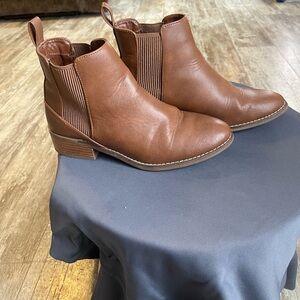 American Eagle Outfitters Women's Estilo Brown Slip-on Ankle Boots Size 7
